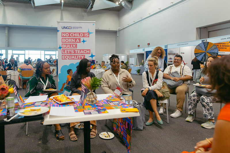 People debating at the SVRI Forum 2024