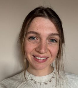 Naomi Clugston Headshot