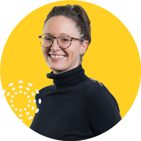 Chloe Lewis Headshot